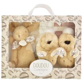 Ajándék szett kisbabának Slipper Gift Set Beige Lapin Doudou et Compagnie papucsok és nyuszi dédelgetésre bézs 15 cm ajándékcsomagolásban 0 hó-tól kép