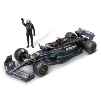 Bburago 1 /24 F1 versenyautó pilótával - Mercedes-AMG F1 W14 E Performance kép
