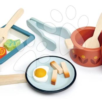 Fa edény palacsintasütővel Pots and Pans Tender Leaf Toys főzőkanállal és élelmiszerekkel kép