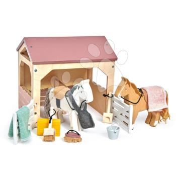 Fa istálló lovakkal The Stables Tender Leaf Toys takaróval és kiegészítőkkel kép