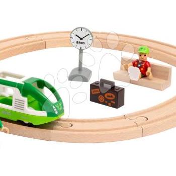 Fa vonatpálya jelzőlámpákkal Circle Train Set BRIO 16 részes vonattal és 2 figurával kép