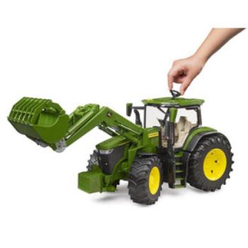 John Deere 7R 350 traktor homlokrakodóval kép