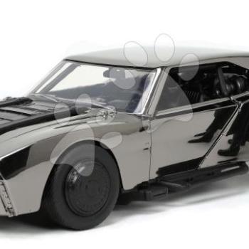 Kisautó Batman Batmobile 2022 Comic Con Jada fém nyitható ajtókkal és Batman figurával hossza 19 cm 1:24 kép