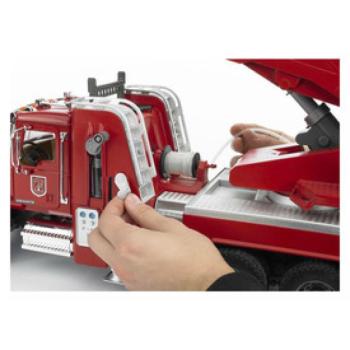 MACK Granite tűzoltóautó létrával, vízpumpával és L +S modullal kép