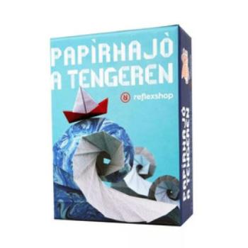 Papírhajó a tengeren kép