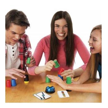 Quick cups - ügyességi társasjáték 24 színes pohárral, csengővel és kártyákkal (BBJ) kép