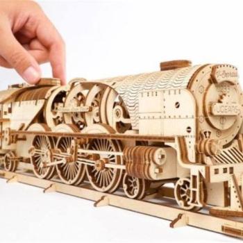 V-Express vonat sínekkel mechanikus modell - Ugears kép