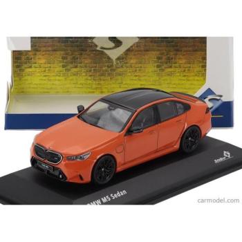 1:43 BMW G90 M5 SEDAN TŰZ NARANCS III 2024 - SOLIDO kép