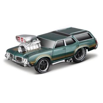 Maisto - Muscle Machines - 1970 Oldsmobile Vista Cruiser, 1:64 kép