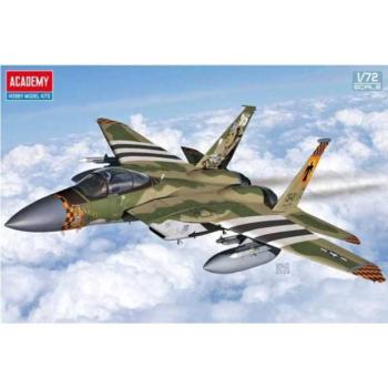 Modellkészlet 12582 repülőgép – F-15C "75th Anniversary Medal of Honor" (1:72) kép