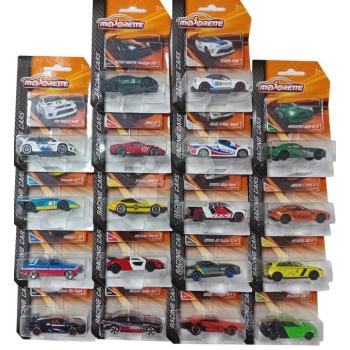 Versenyautó Racing Cars Majorette gyűjtőkártyával 7,5 cm hosszú több fajta kép