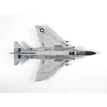 12315 típusú repülőgép-modell repülőgép - USMC F-4B / N VMFA-531 "SZÜNET GHOSZTOK" (1:48) kép