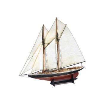 Amati Bluenose vitorlás 1 921 1 100 kit kép