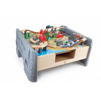 Hape Játékasztal vonattal 70db kép