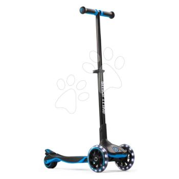 Háromkerekű roller kihúzható lábtartóval Xtend Blue Scooter smarTrike összecsukható magasságban állítható kormánnyal és LED-es kerekekkel 3–12 éves korig kép