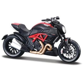 Maisto - Motor, Ducati Diavel Carbon, 1:18 kép