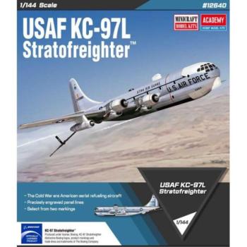 Model készlet repülőgép 12640 - USAF KC-97L Stratofreighter (1:144)