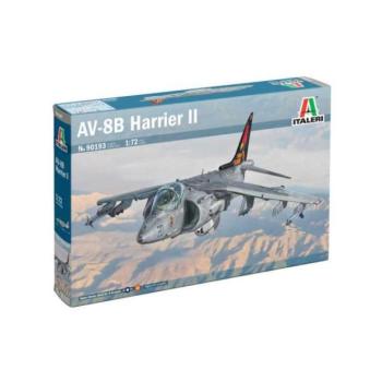 Model Kit repülőgép 90193 - AV-8B Harrier II (1:72)
