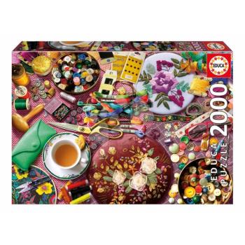 Puzzle The Sewing Table Educa 2000 darabos és Fix ragasztó kép